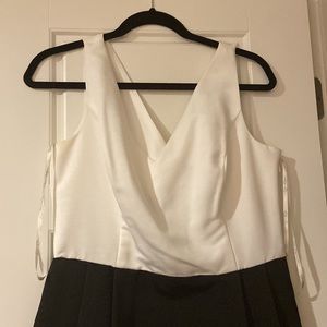 Jessica Simpson cocktail dress black and white. Tags off never worn.
